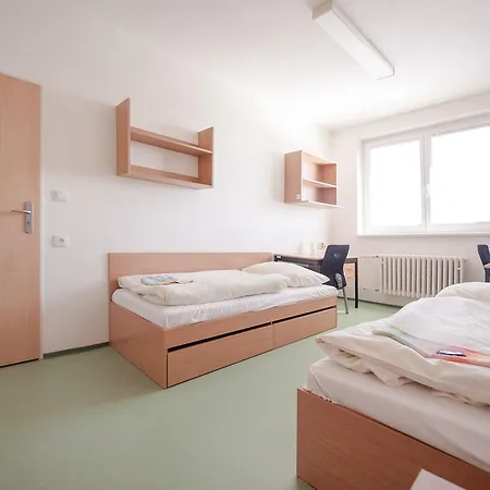 Gprooms Hostel *